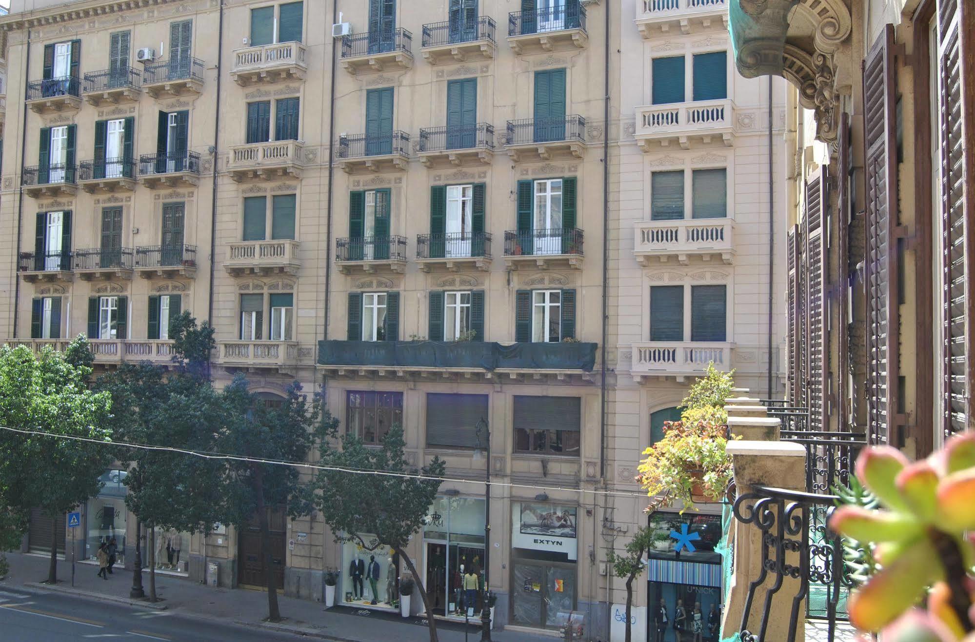 Bed And Breakfast D'Angelo Palermo Exterior photo